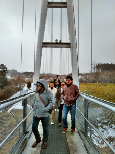 【1班・雪の中の吊り橋】